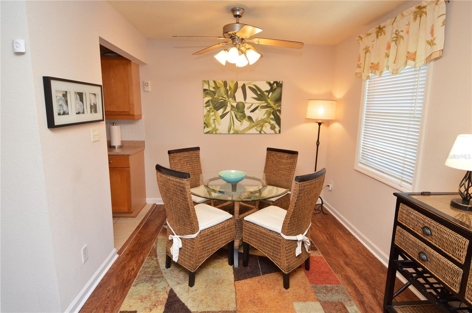 3889 Pompano Dr Se #c Property Photo 13