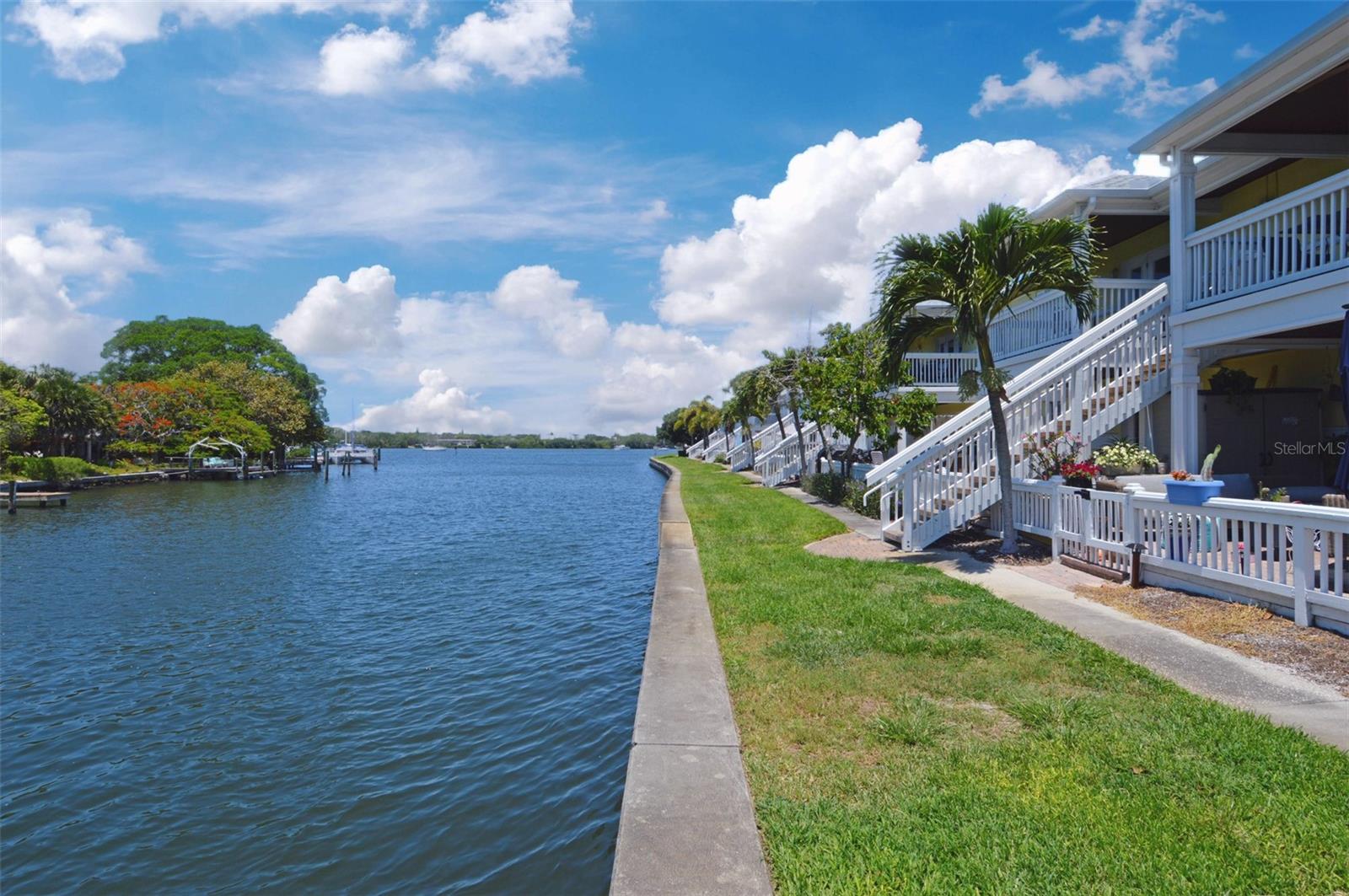 3889 Pompano Dr Se #c Property Photo 43