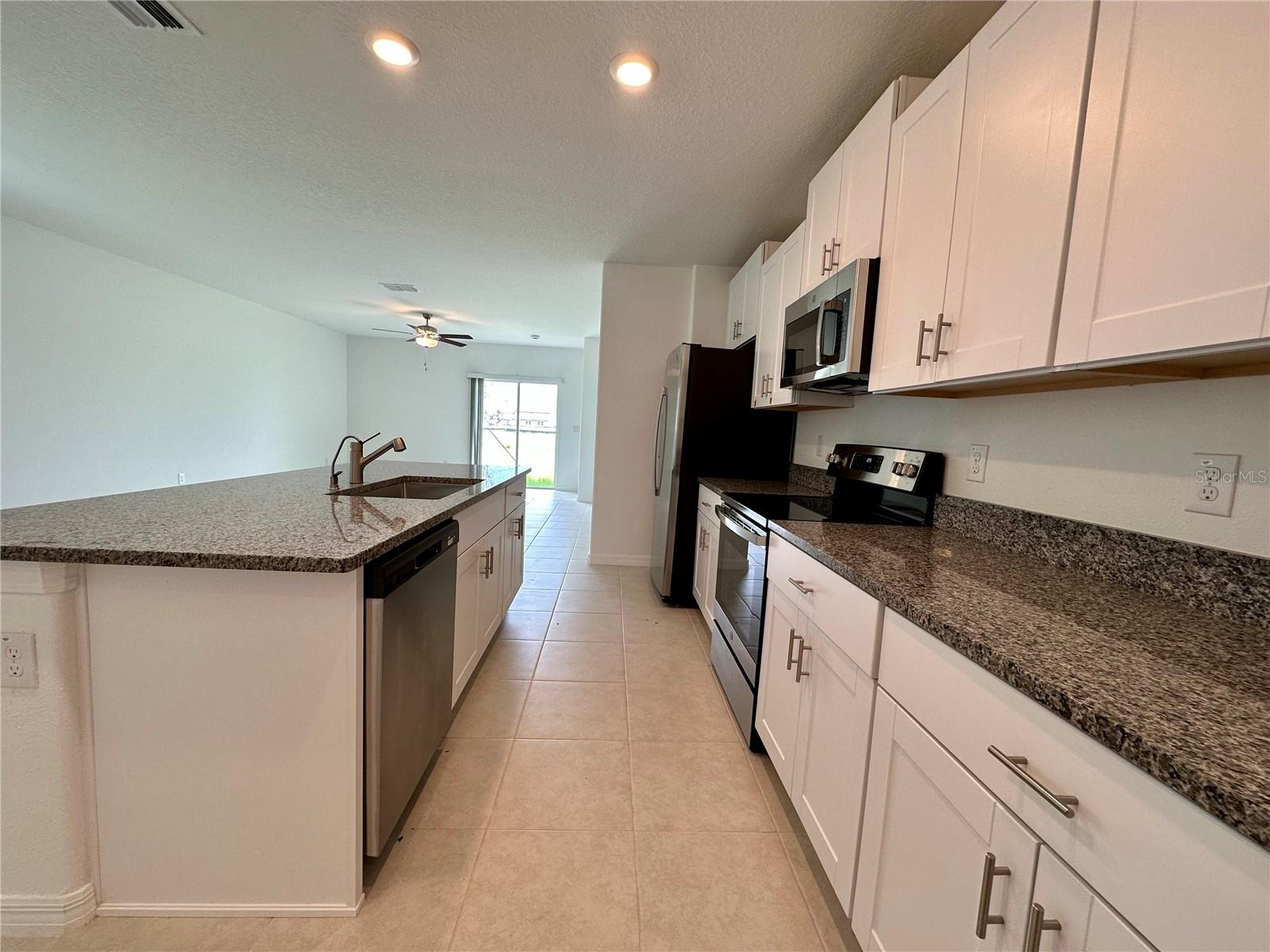 11131 Radiant Shore Loop Property Photo 8