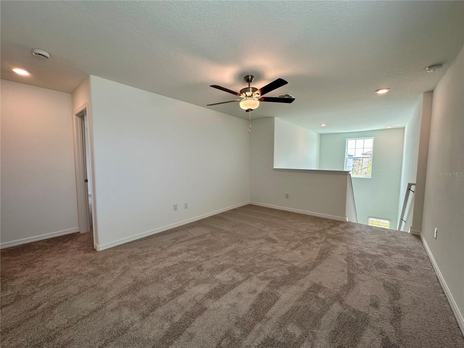 11131 Radiant Shore Loop Property Photo 14