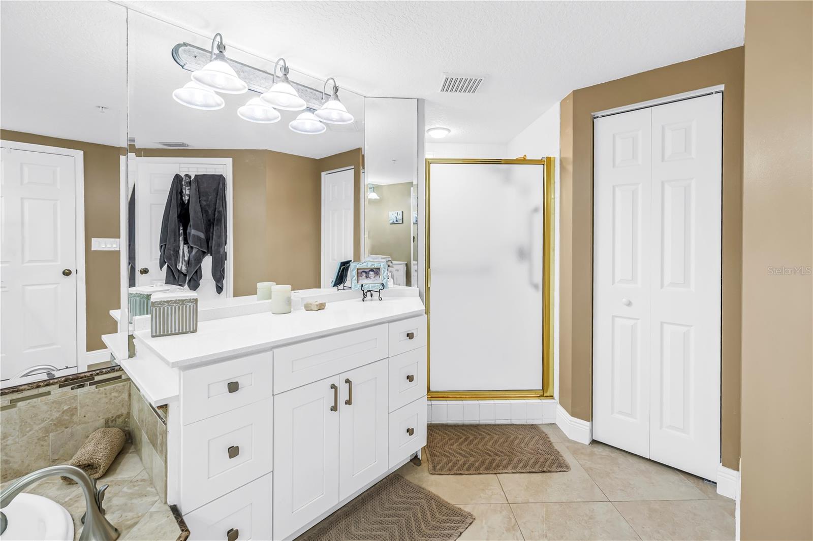 16750 Gulf Blvd #313 Property Photo 21