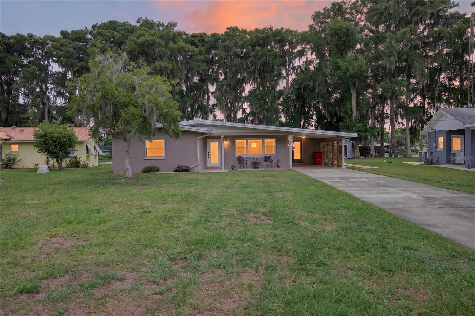 7588 S Crescent Loop Property Photo 1