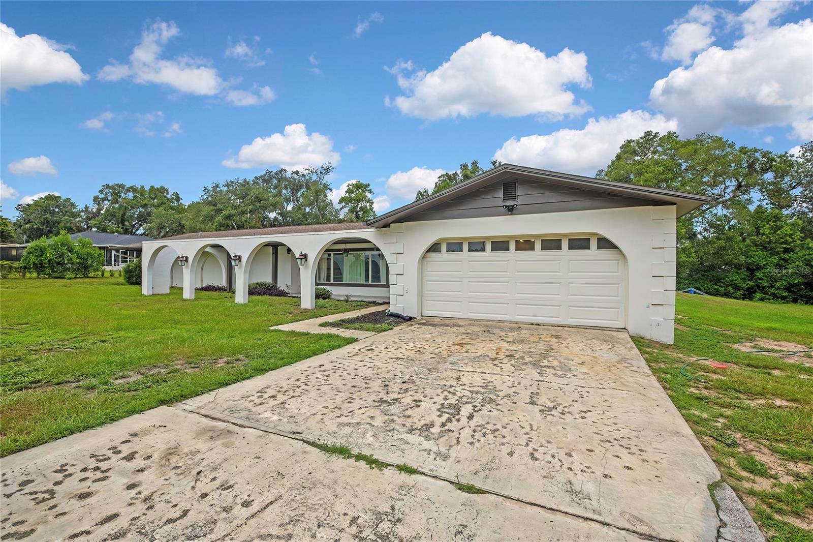 12305 Leanne Dr Property Photo 5