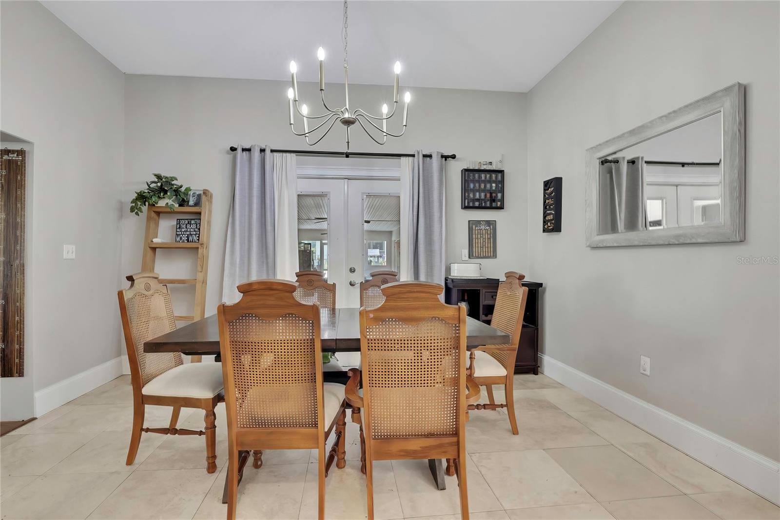 12305 Leanne Dr Property Photo 15