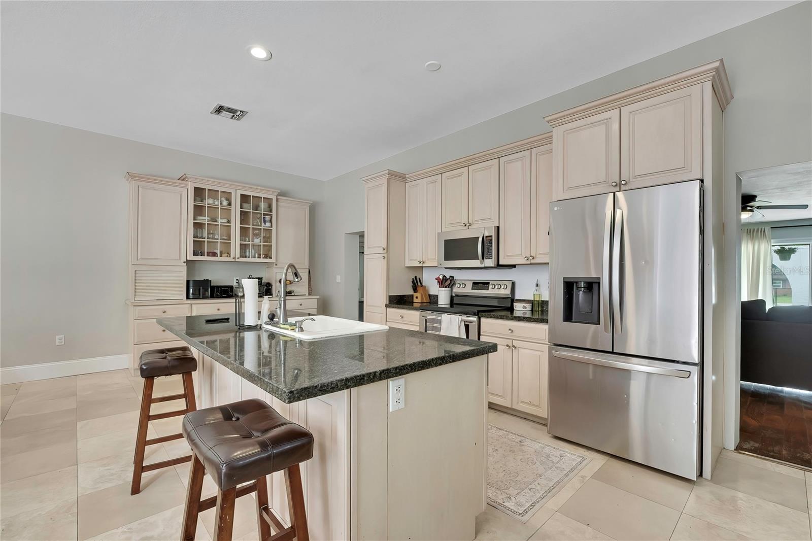 12305 Leanne Dr Property Photo 16