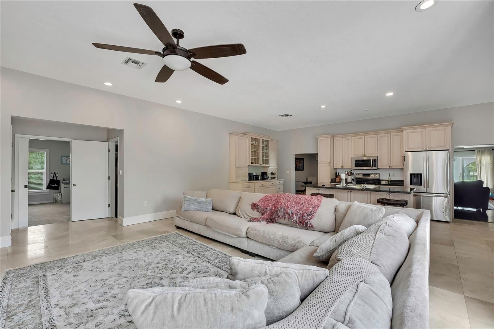 12305 Leanne Dr Property Photo 24