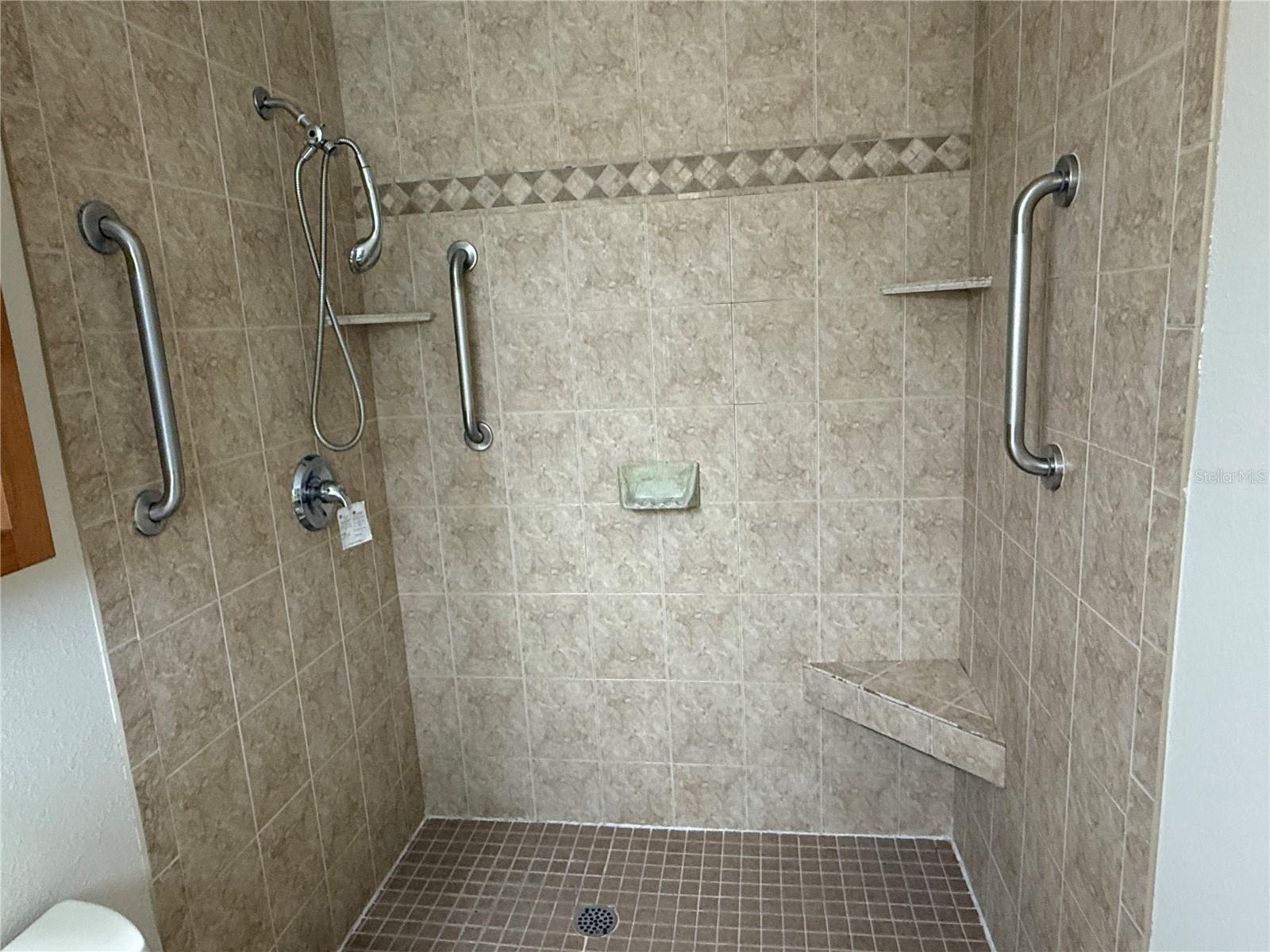 8825 Wabash Ln Property Photo 16