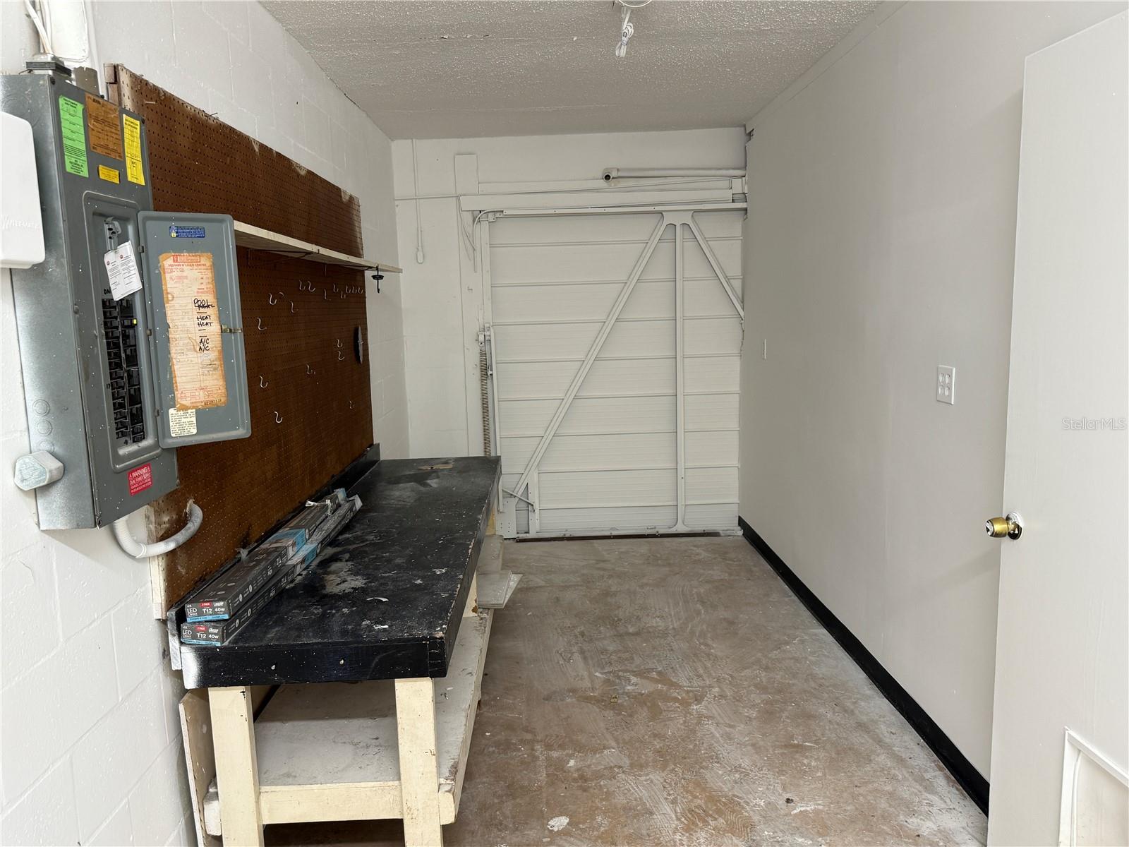 8825 Wabash Ln Property Photo 22