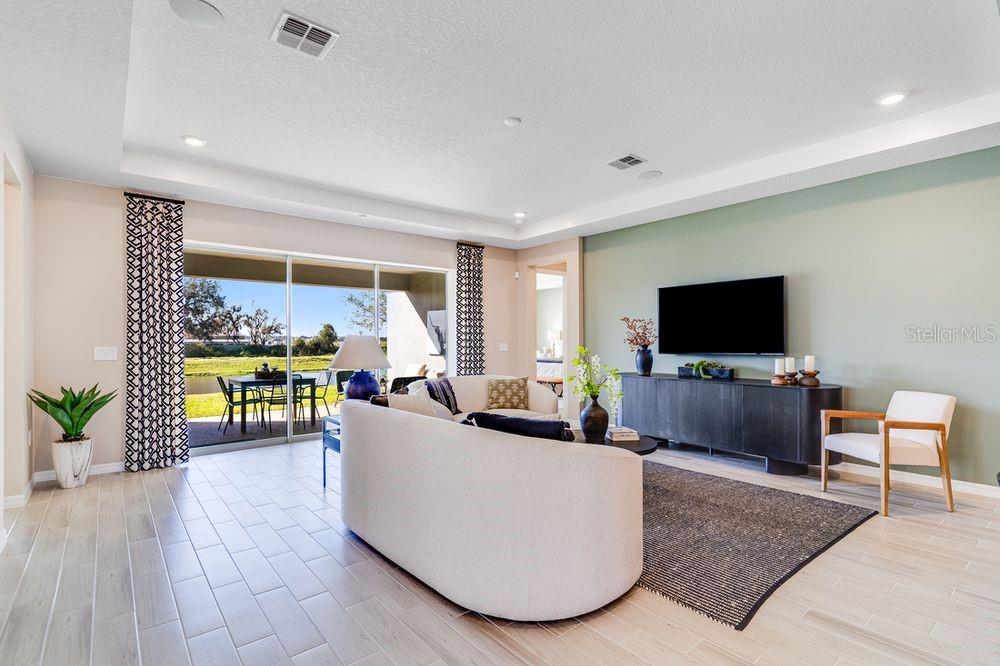 12533 Wharf Ter Property Photo 11