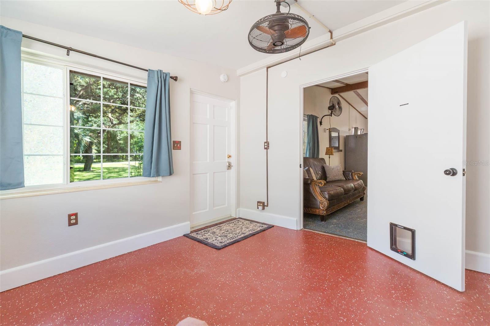 5431 Tower St Property Photo 7
