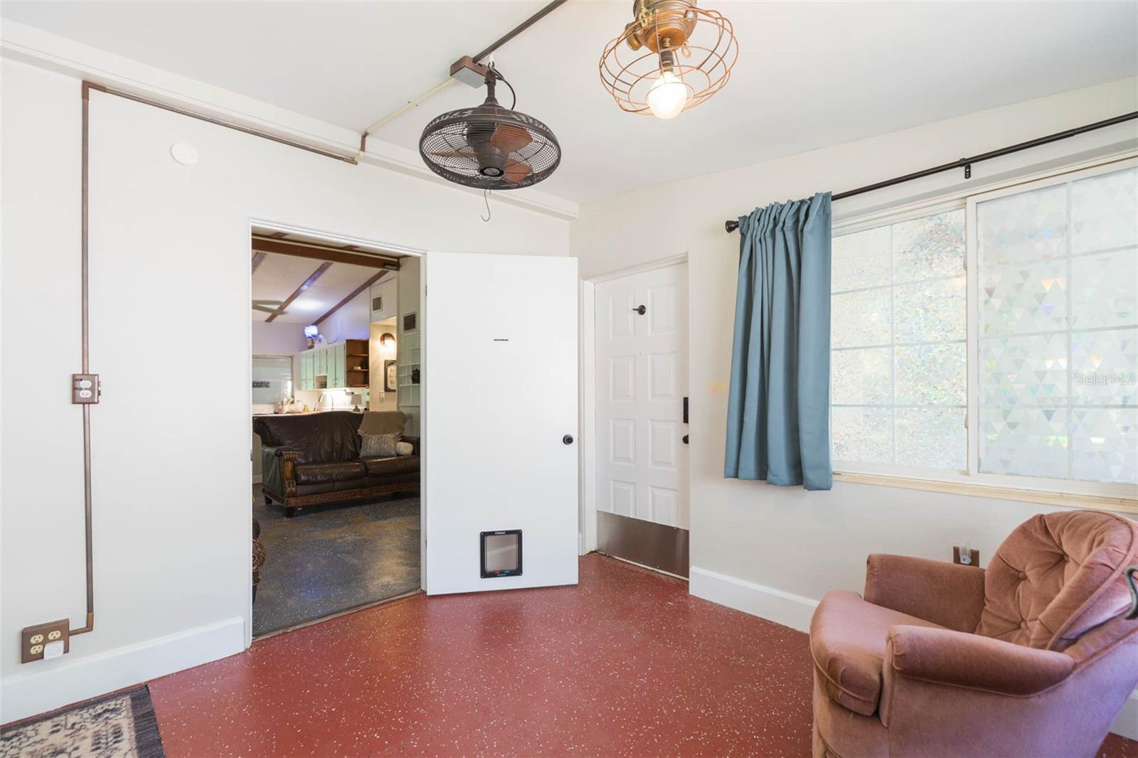 5431 Tower St Property Photo 8