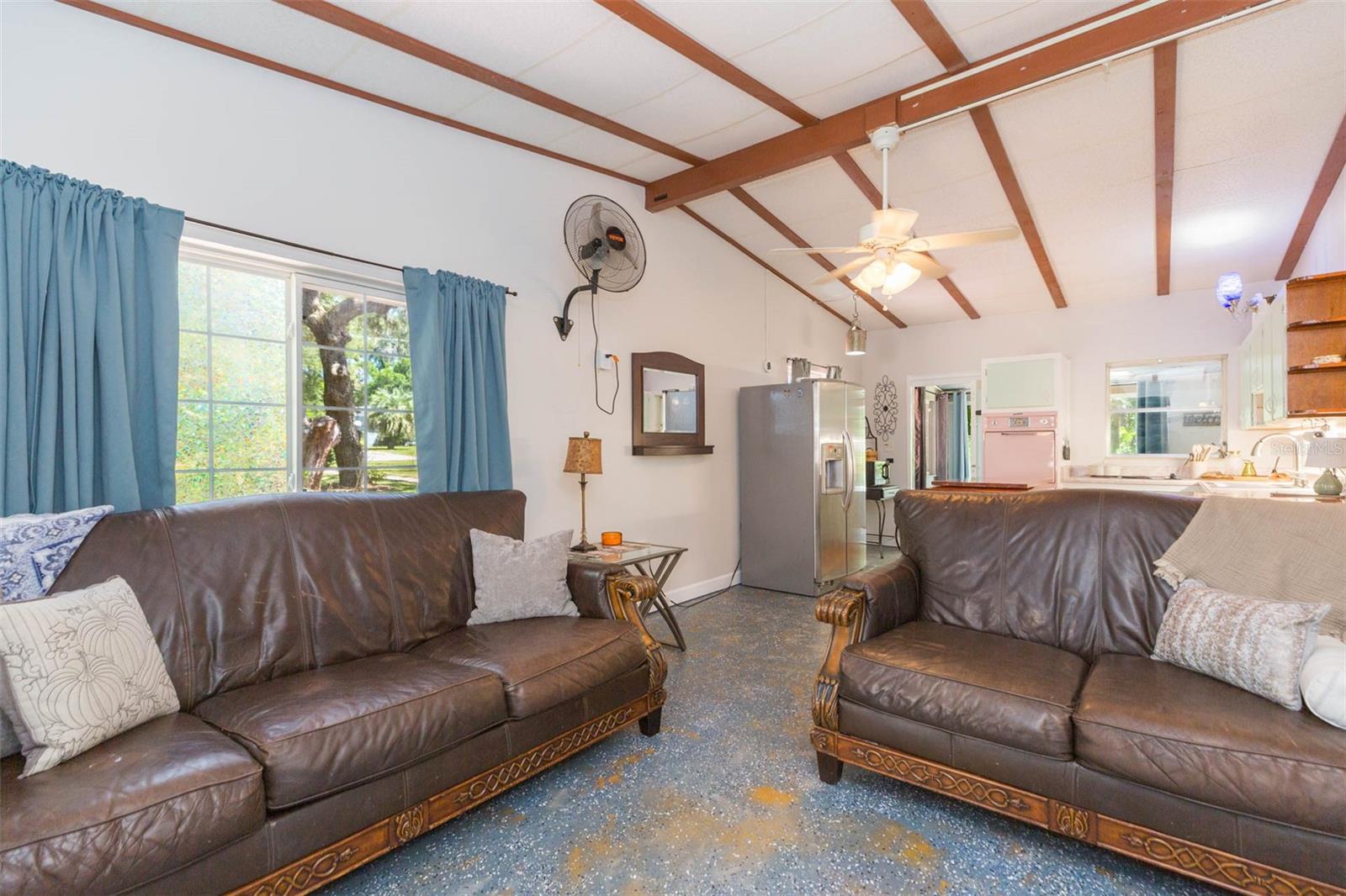 5431 Tower St Property Photo 11