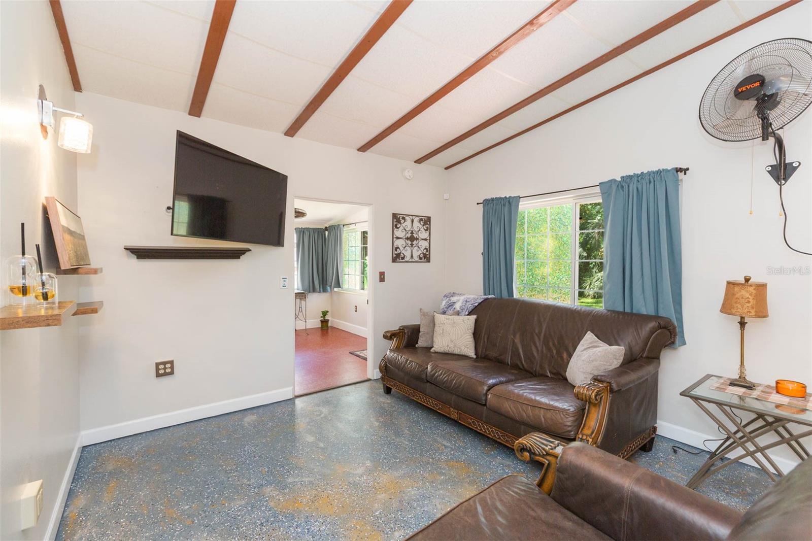 5431 Tower St Property Photo 13