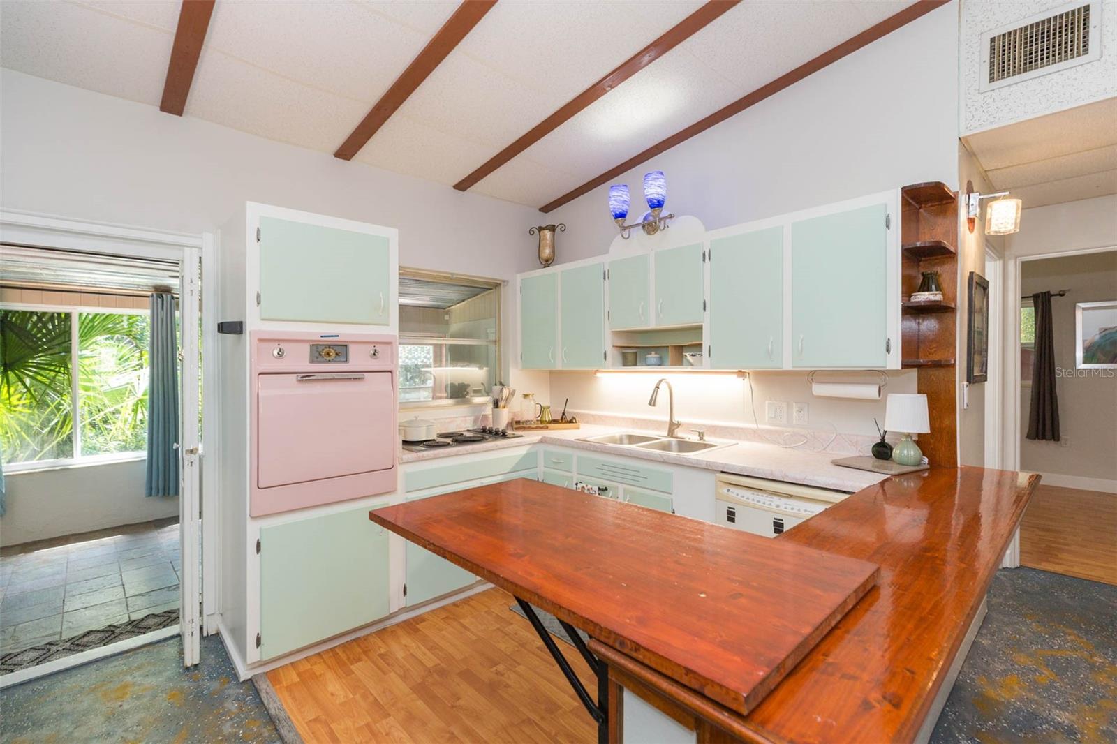 5431 Tower St Property Photo 15