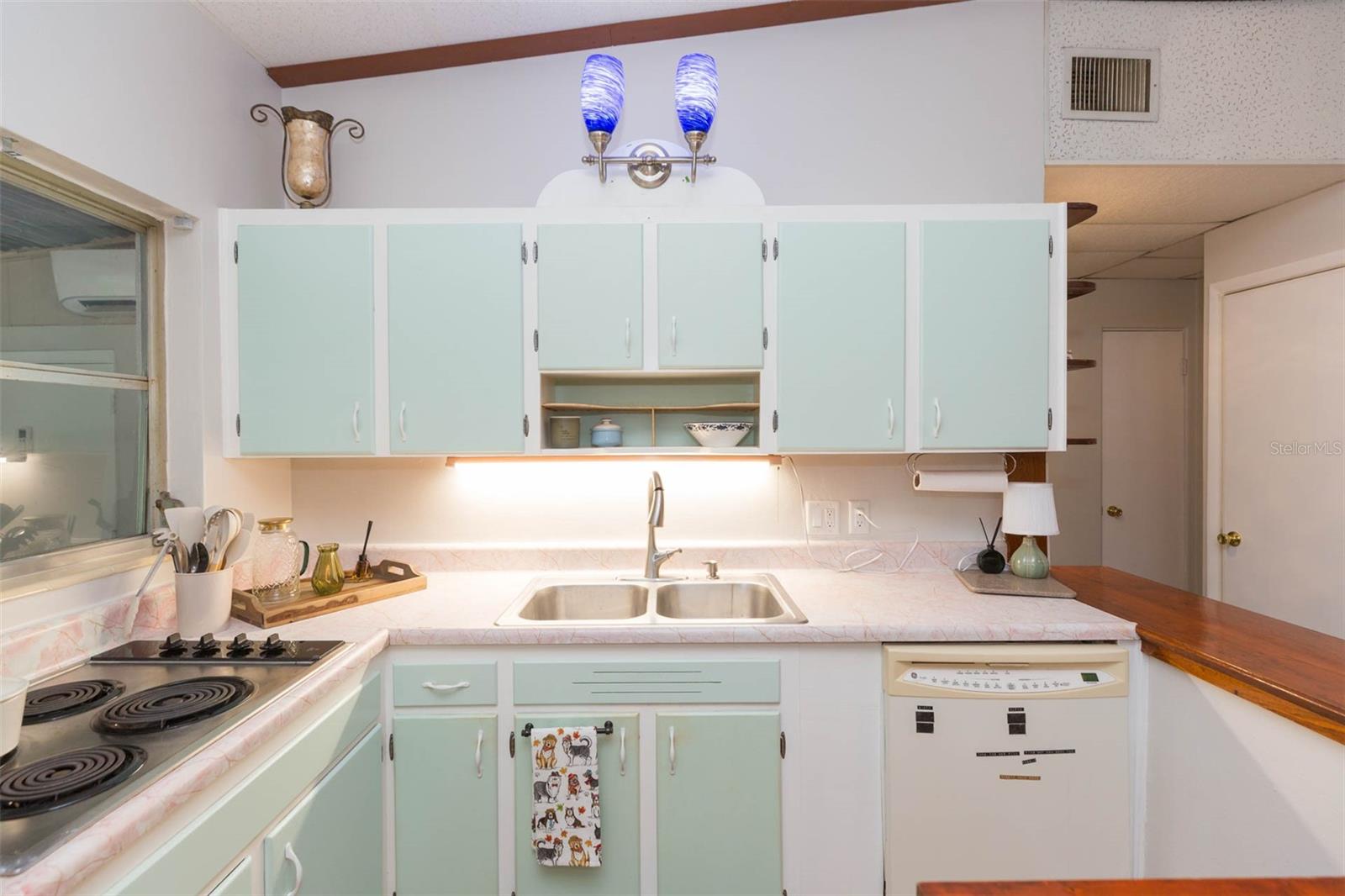 5431 Tower St Property Photo 18
