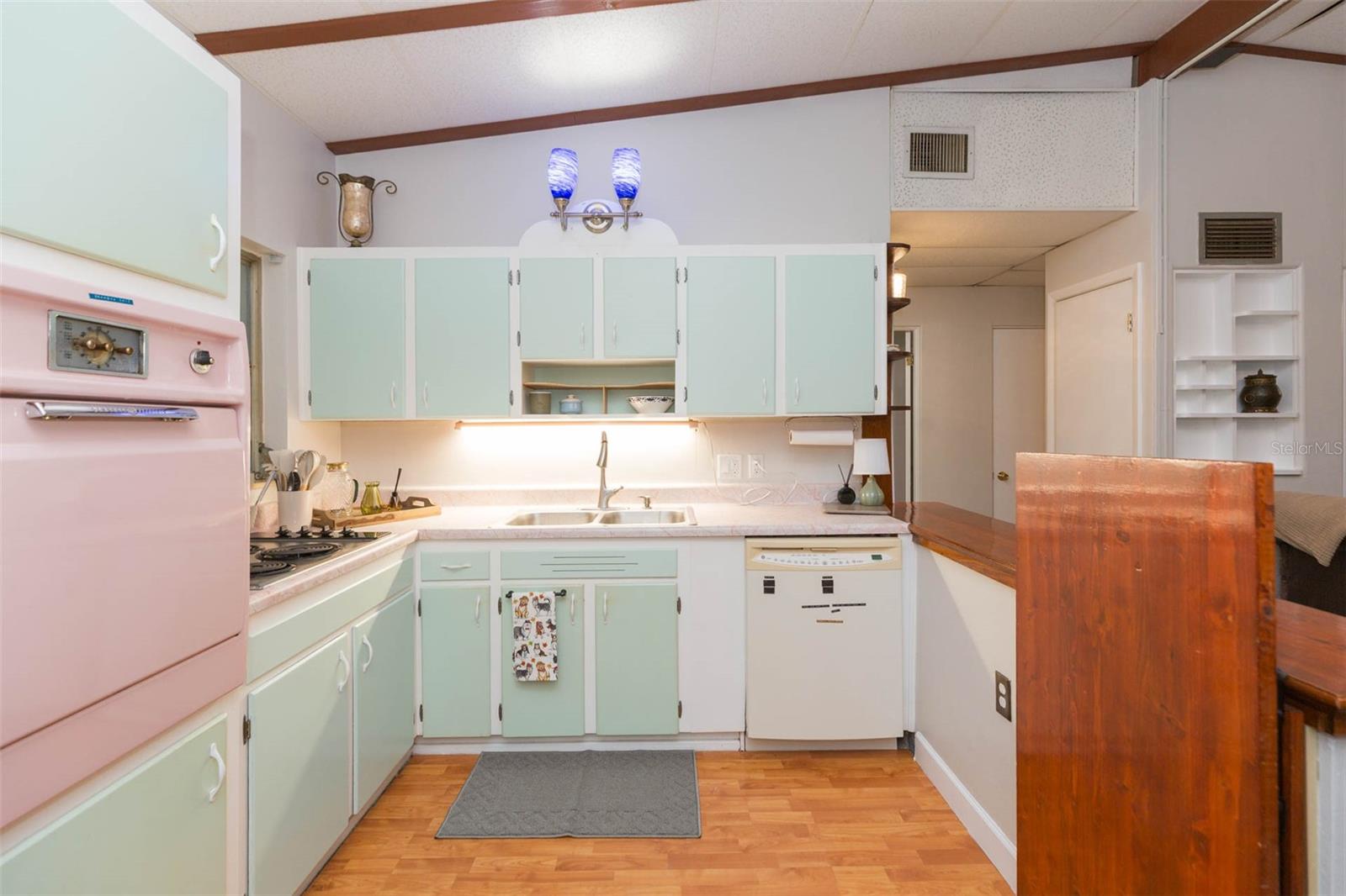5431 Tower St Property Photo 19