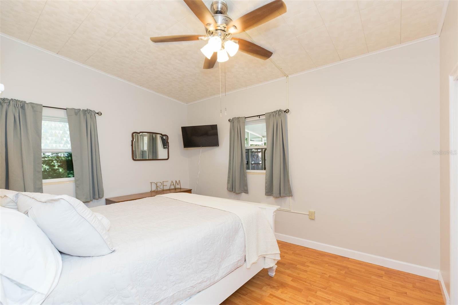 5431 Tower St Property Photo 32