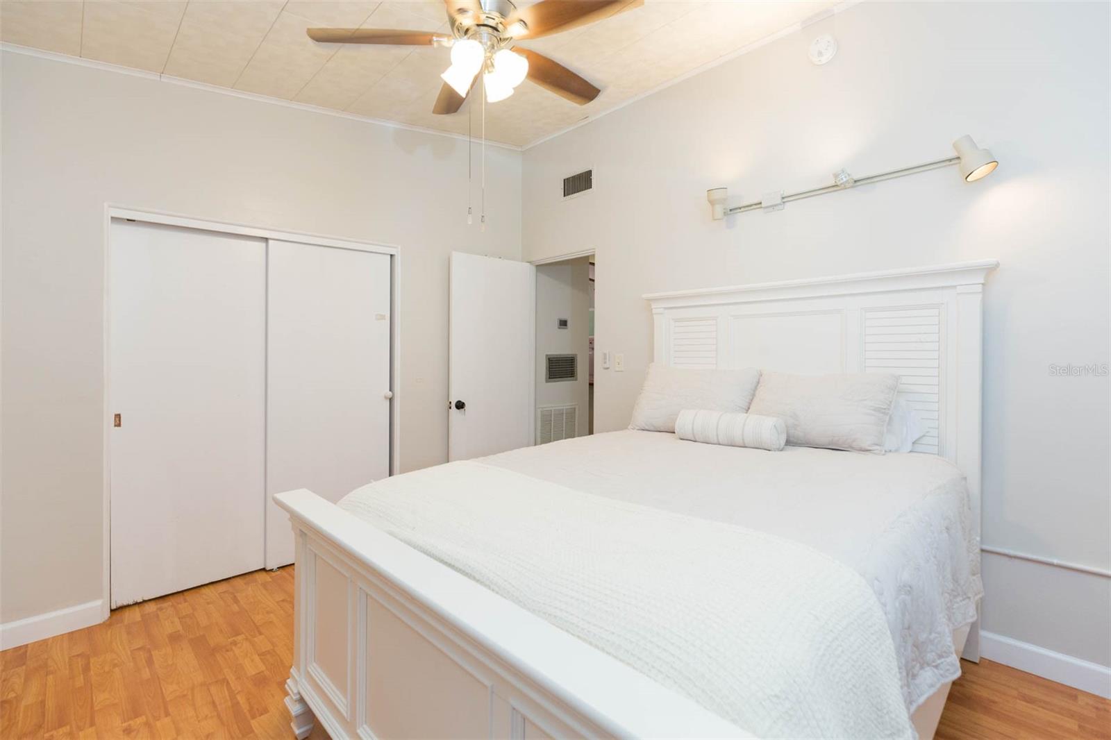 5431 Tower St Property Photo 33