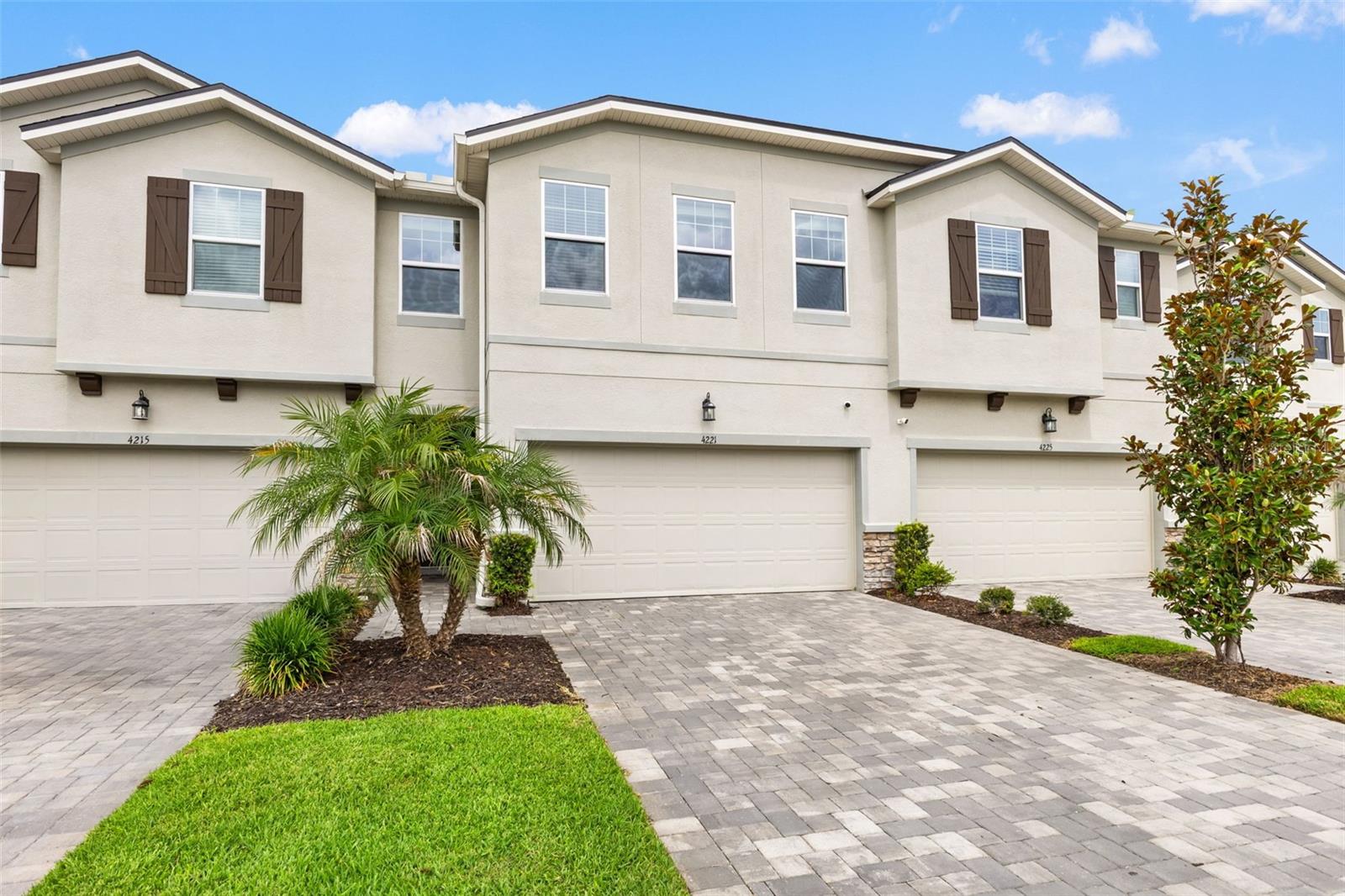 4221 Cloud Hopper Way Property Photo 2