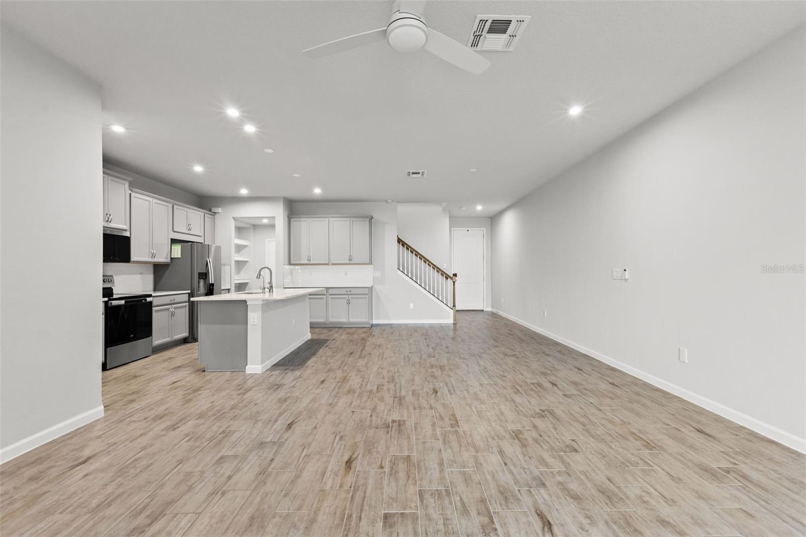 4221 Cloud Hopper Way Property Photo 6