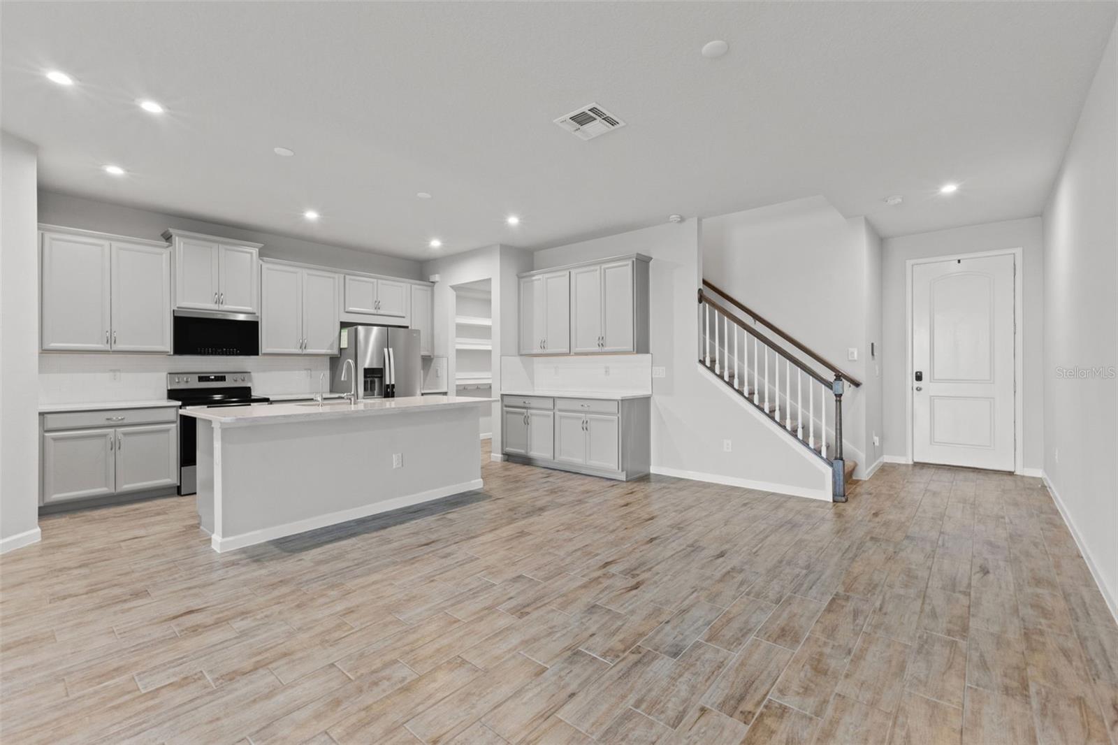 4221 Cloud Hopper Way Property Photo 7