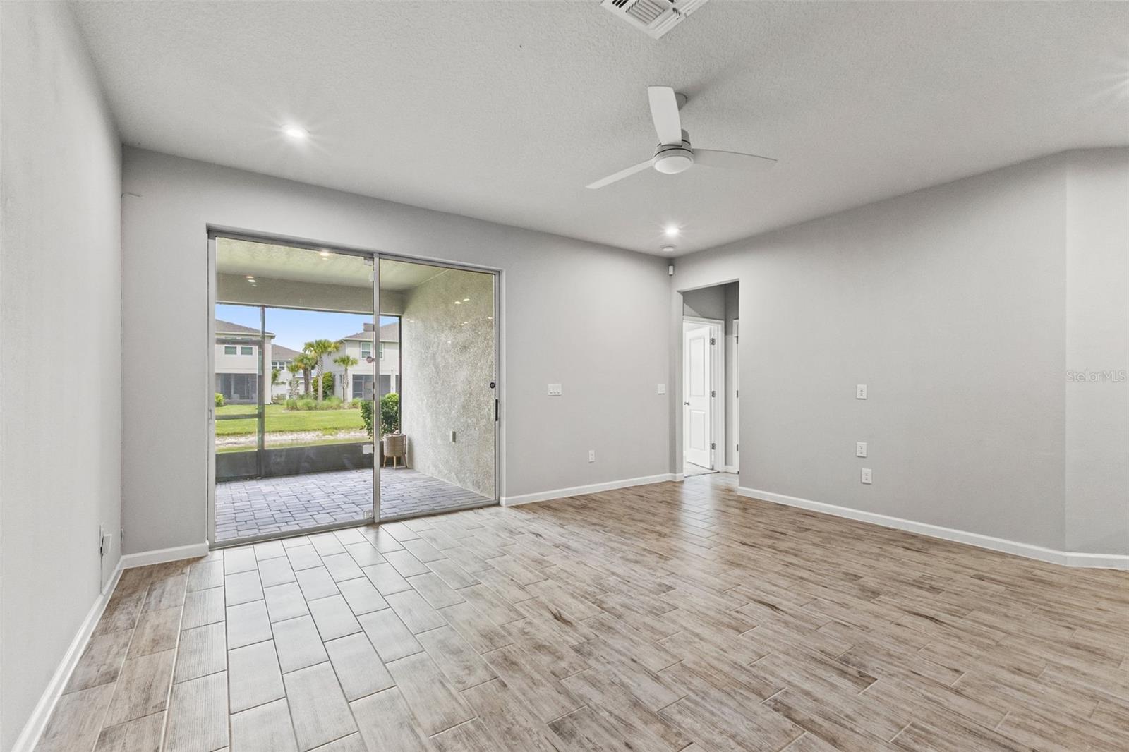 4221 Cloud Hopper Way Property Photo 9