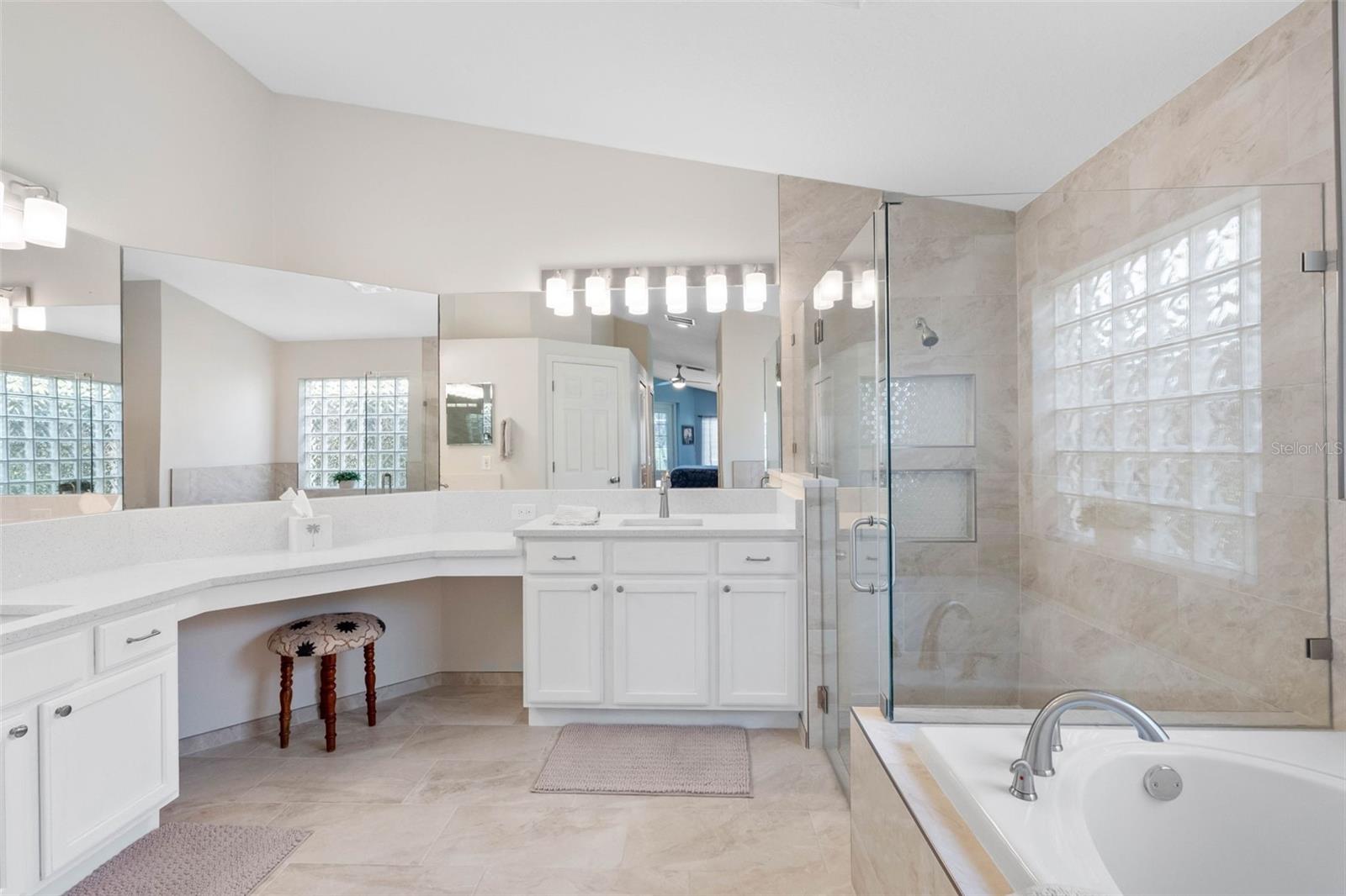 9104 Cypress Keep Ln Property Photo 34