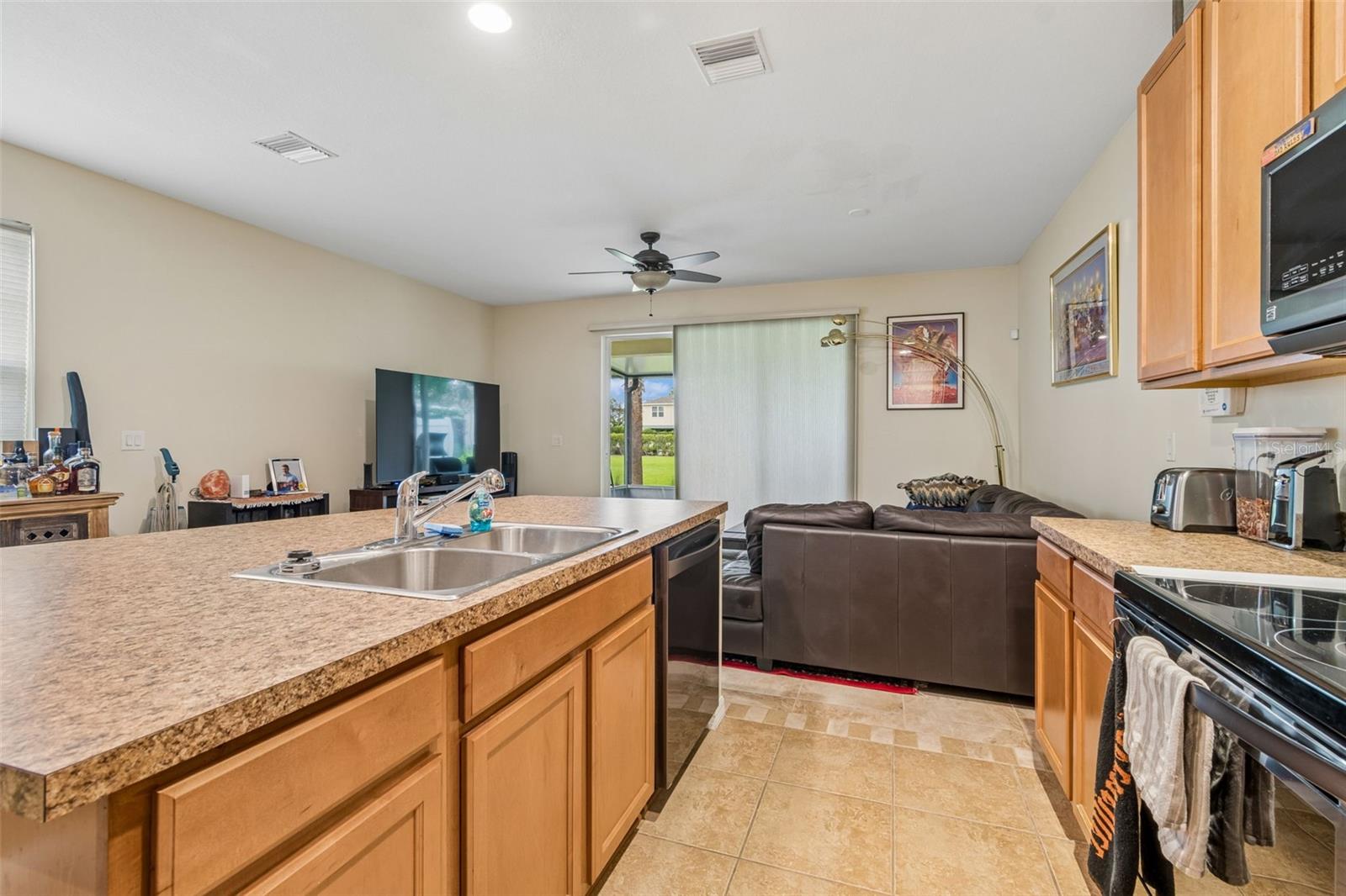 5017 White Sanderling Ct Property Photo 12