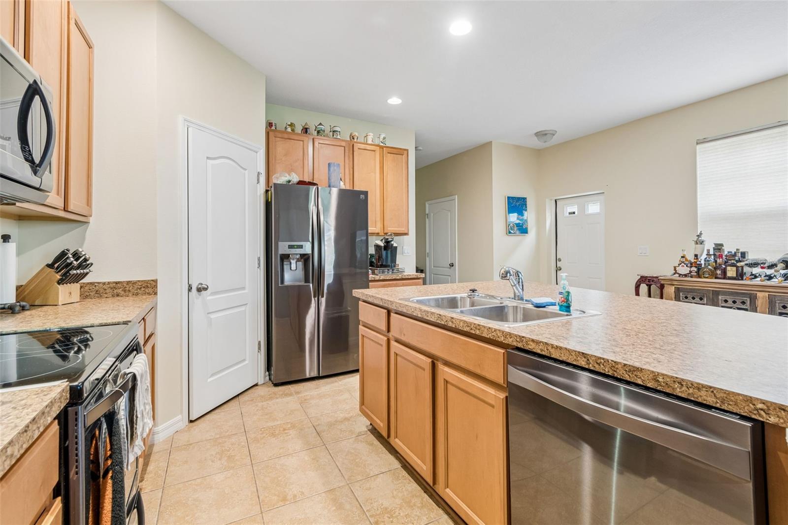 5017 White Sanderling Ct Property Photo 14