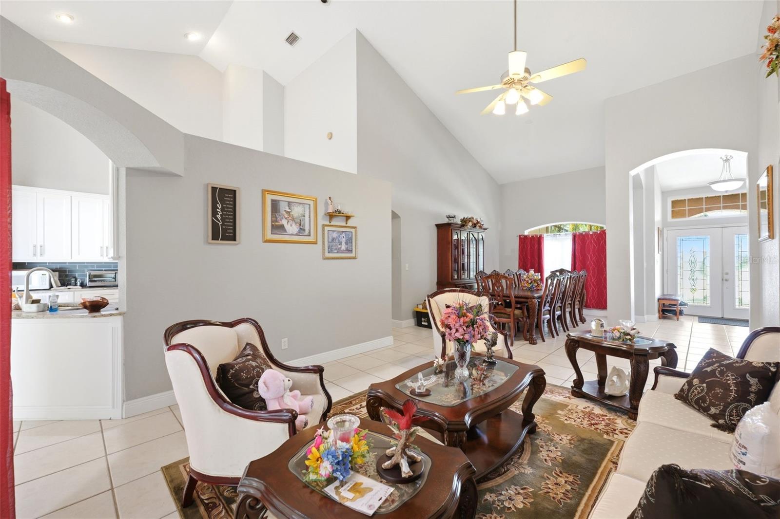 2112 Heritage Crest Dr Property Photo 12