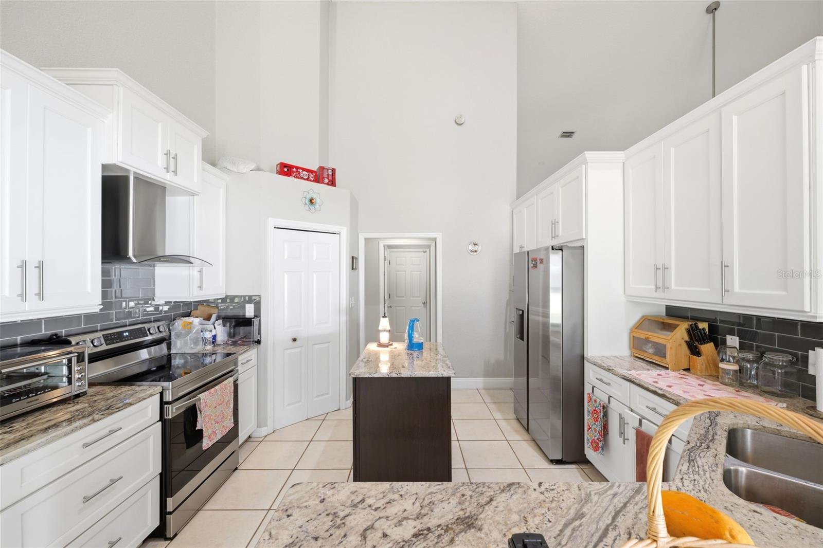 2112 Heritage Crest Dr Property Photo 15