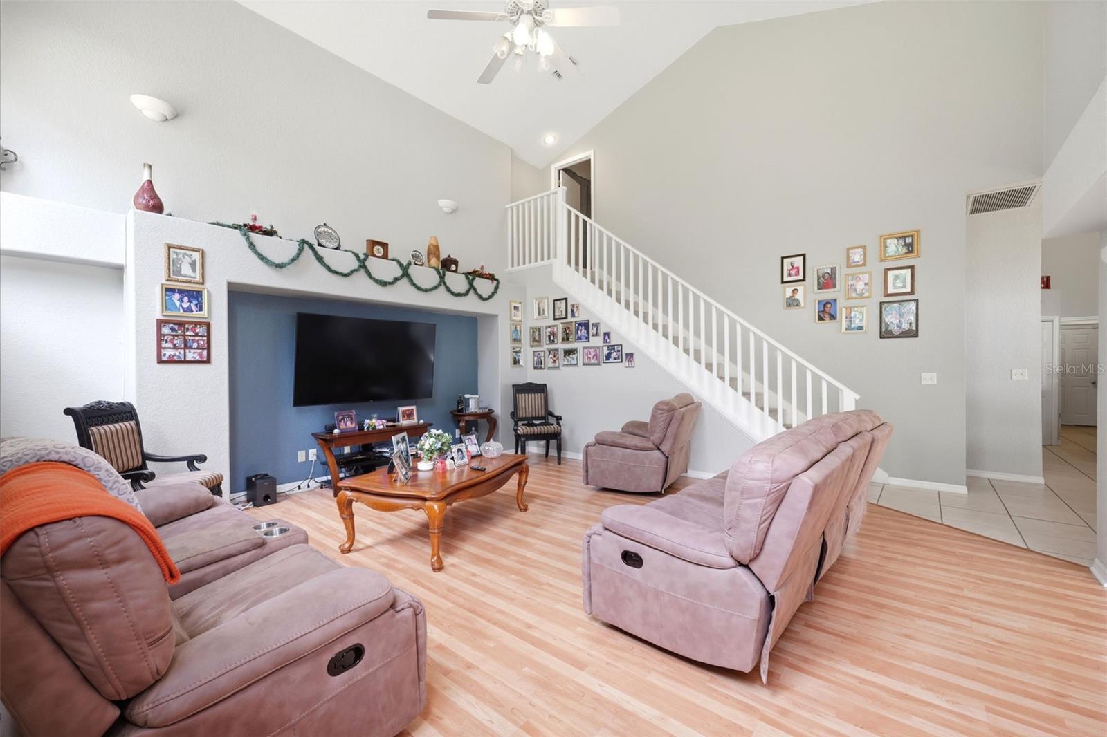 2112 Heritage Crest Dr Property Photo 19