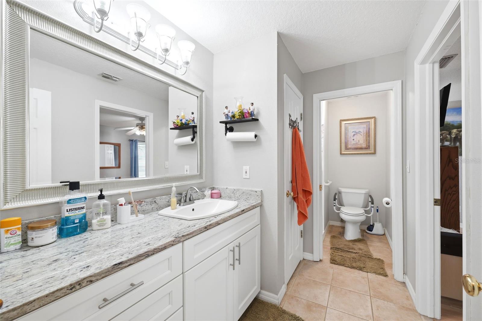 2112 Heritage Crest Dr Property Photo 29
