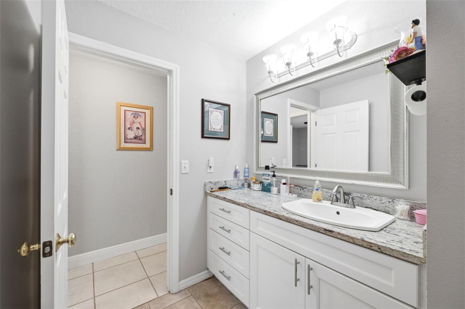 2112 Heritage Crest Dr Property Photo 31