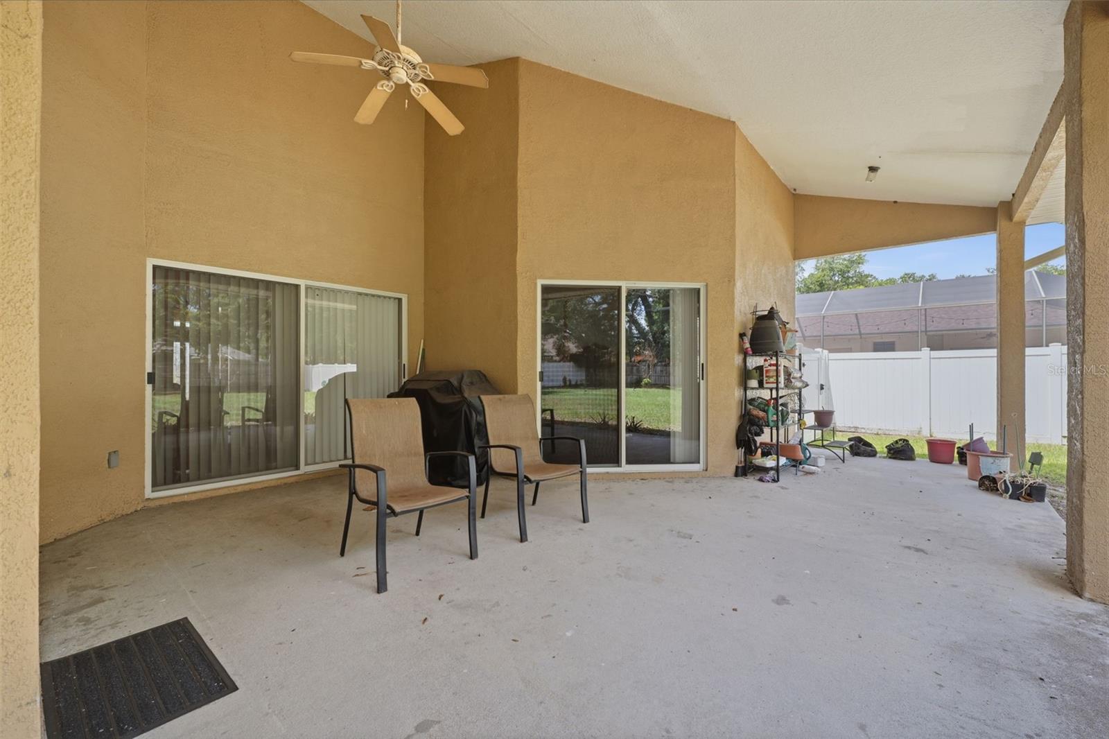 2112 Heritage Crest Dr Property Photo 41