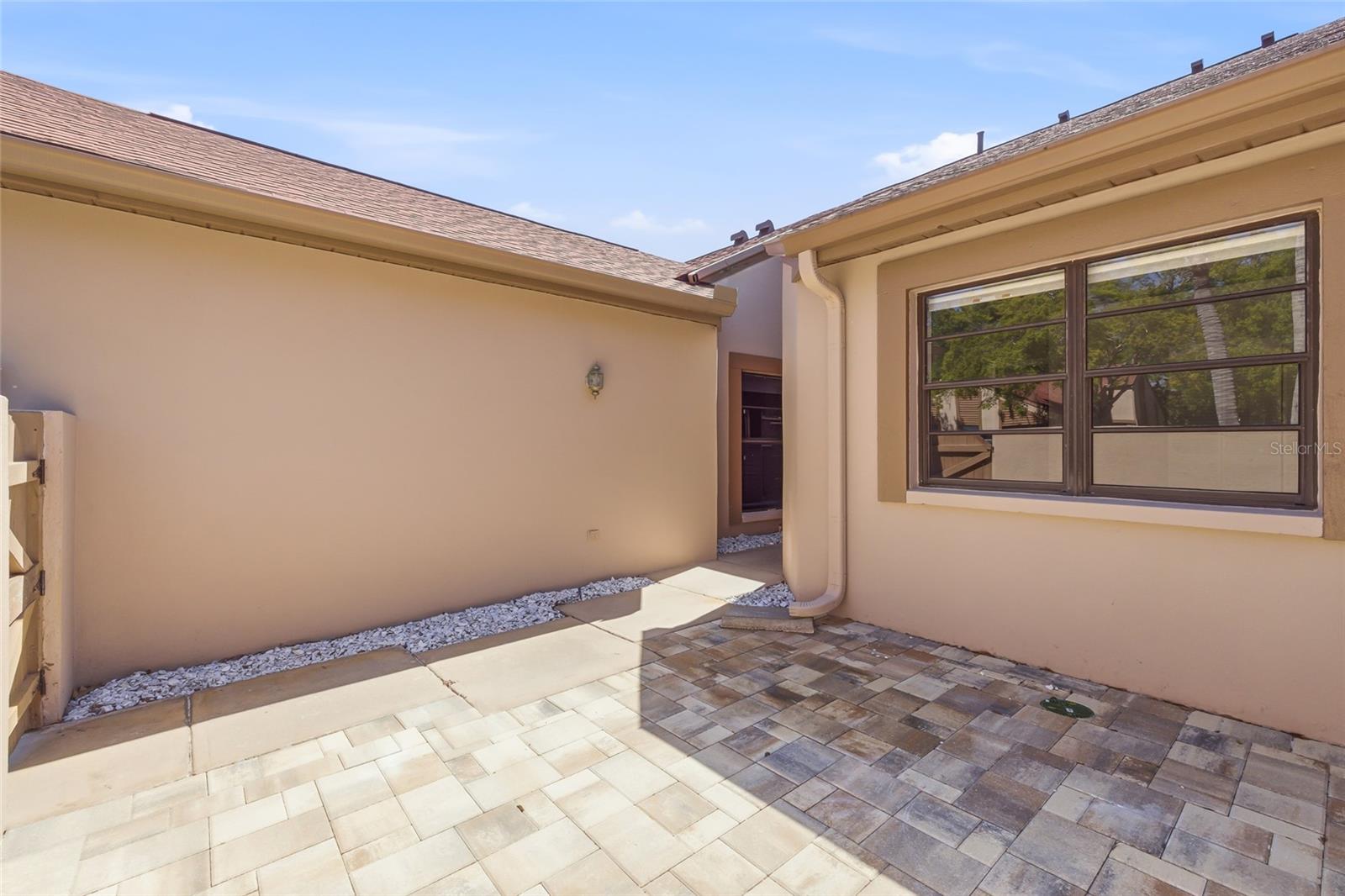 3962 Mermoor Dr Property Photo 33