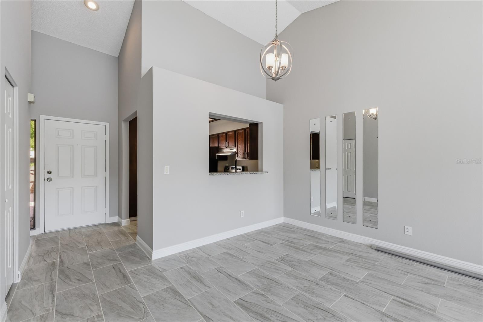 3962 Mermoor Dr Property Photo 37