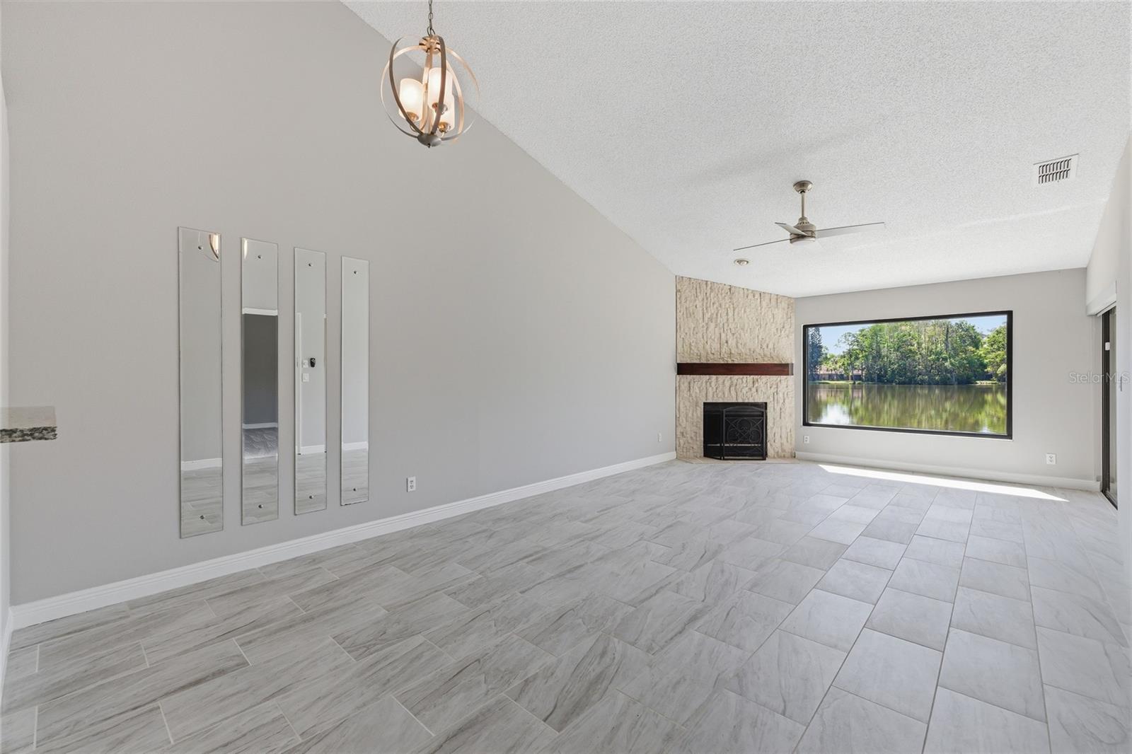 3962 Mermoor Dr Property Photo 45