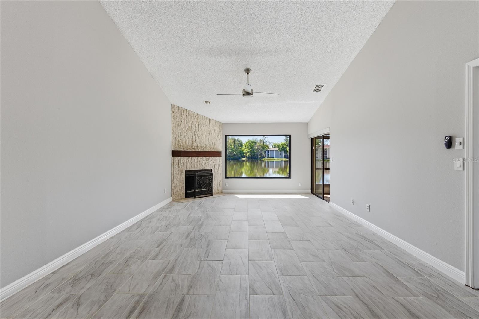 3962 Mermoor Dr Property Photo 46