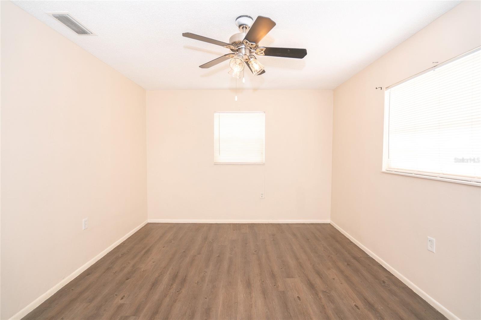 8033 Manvel Dr Property Photo 14