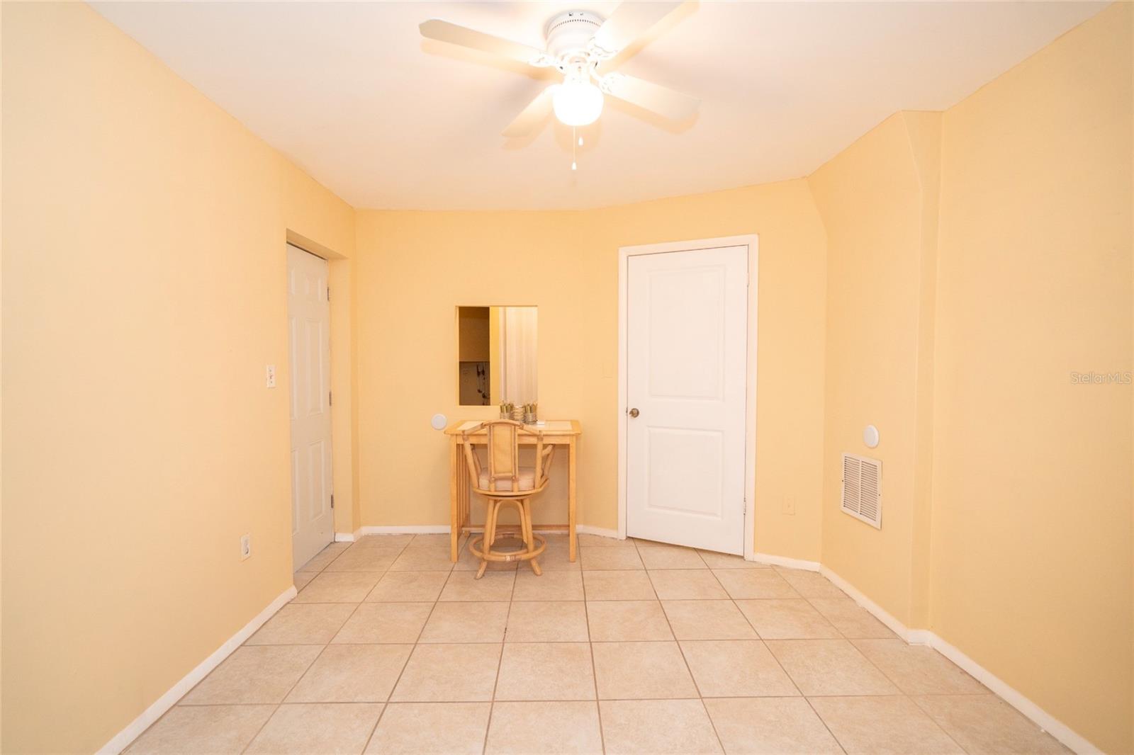 8033 Manvel Dr Property Photo 16