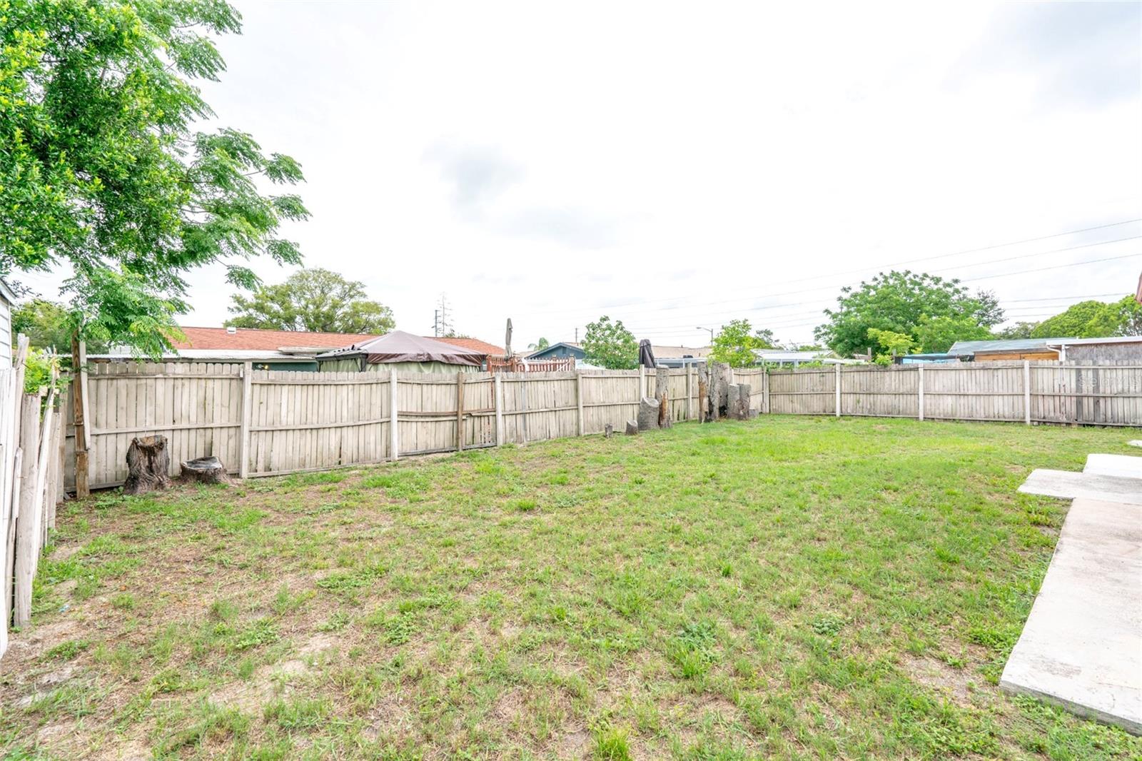 8033 Manvel Dr Property Photo 25