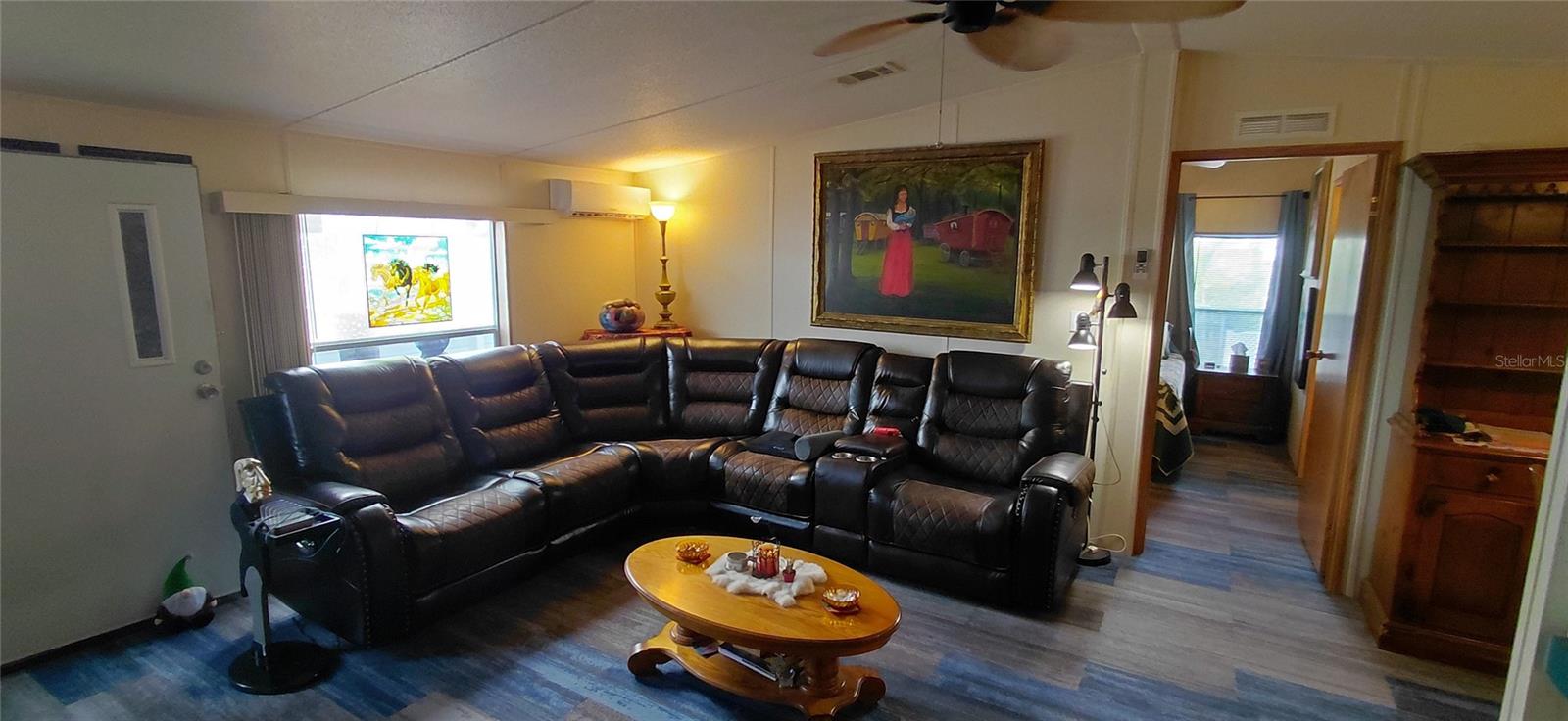 221 Heron Rd Property Photo 5