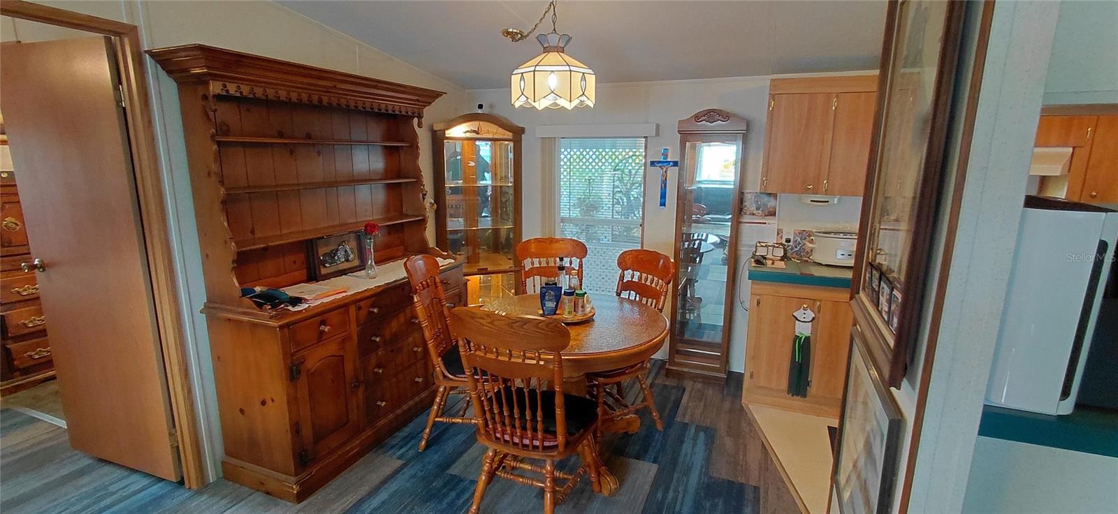 221 Heron Rd Property Photo 6
