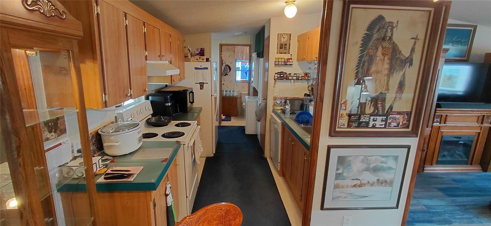221 Heron Rd Property Photo 9