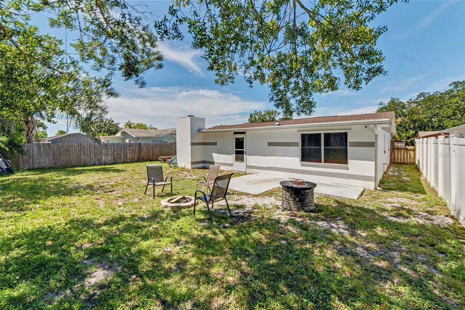 3334 Coldwell Dr Property Photo 21