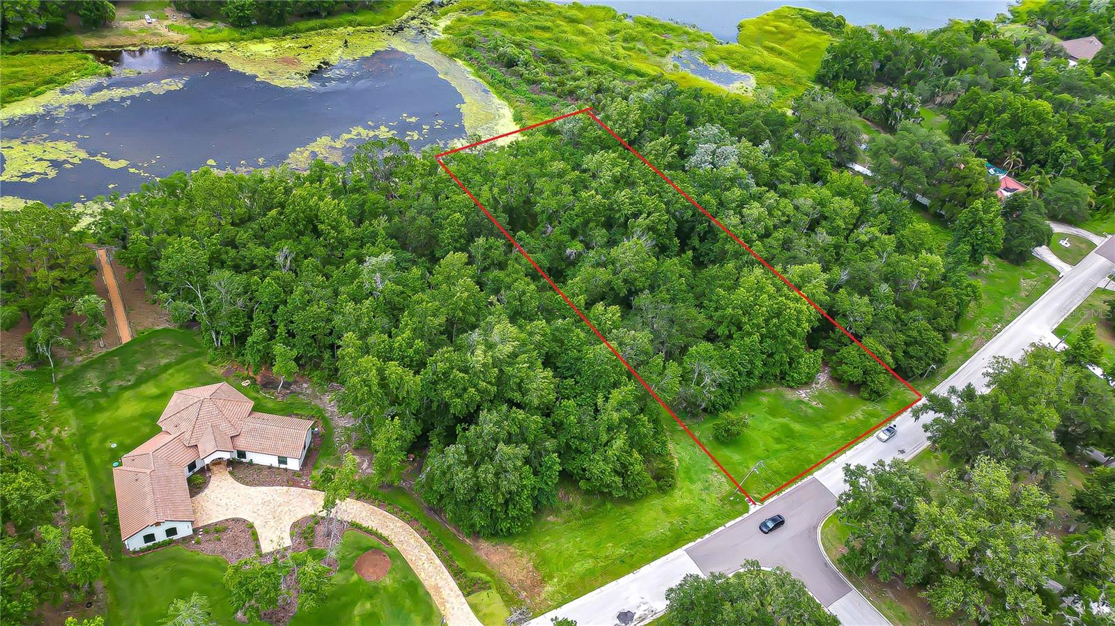 Lake Hills Dr Property Photo 4
