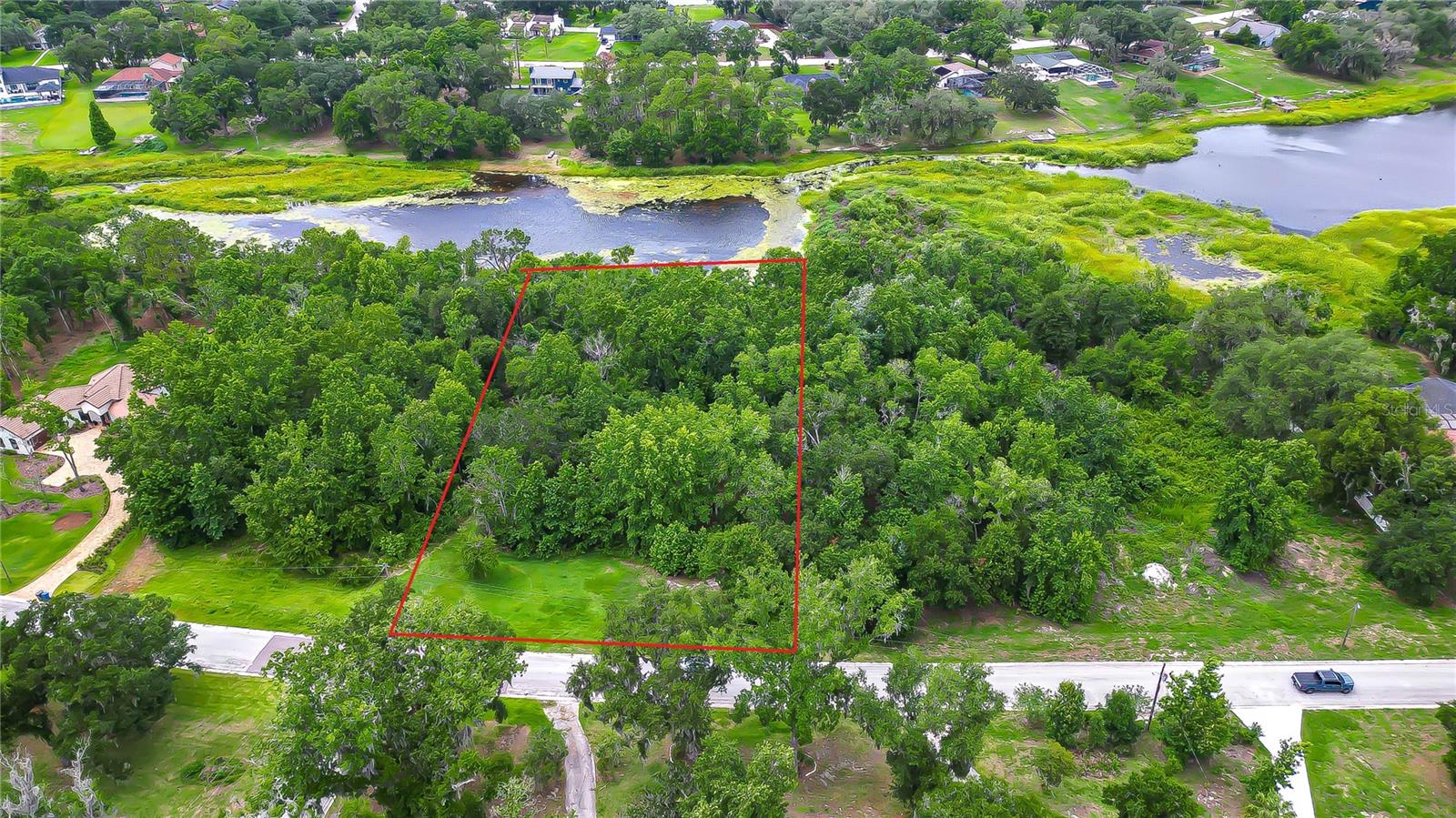 Lake Hills Dr Property Photo 5