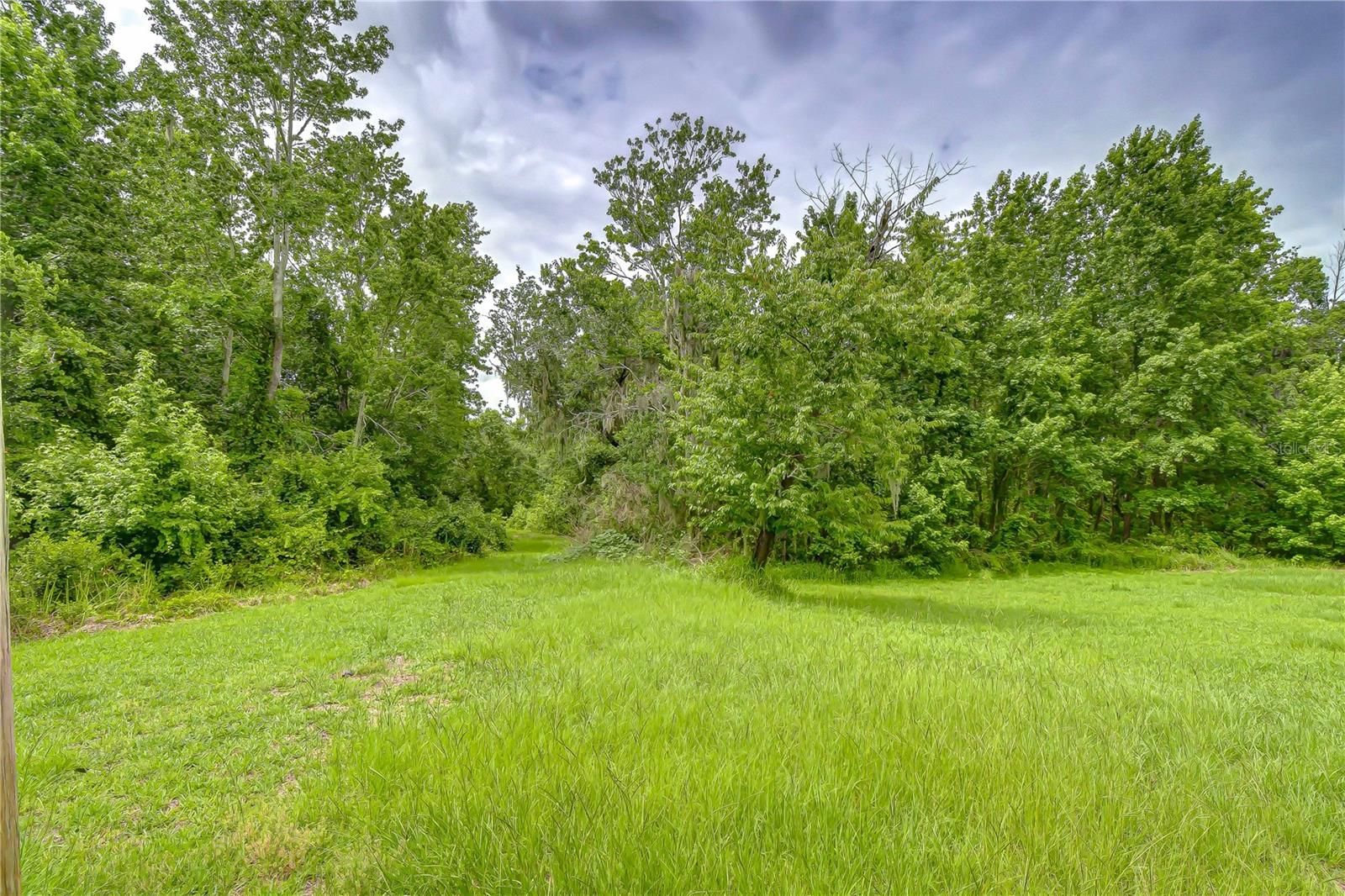 Lake Hills Dr Property Photo 7