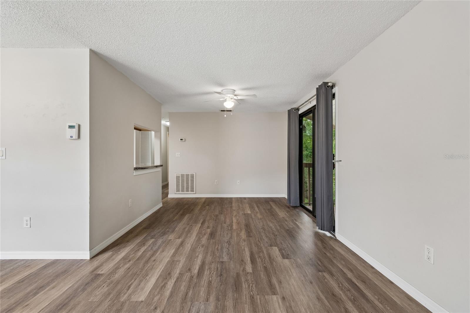 133 Sabal Ct #g Property Photo 11